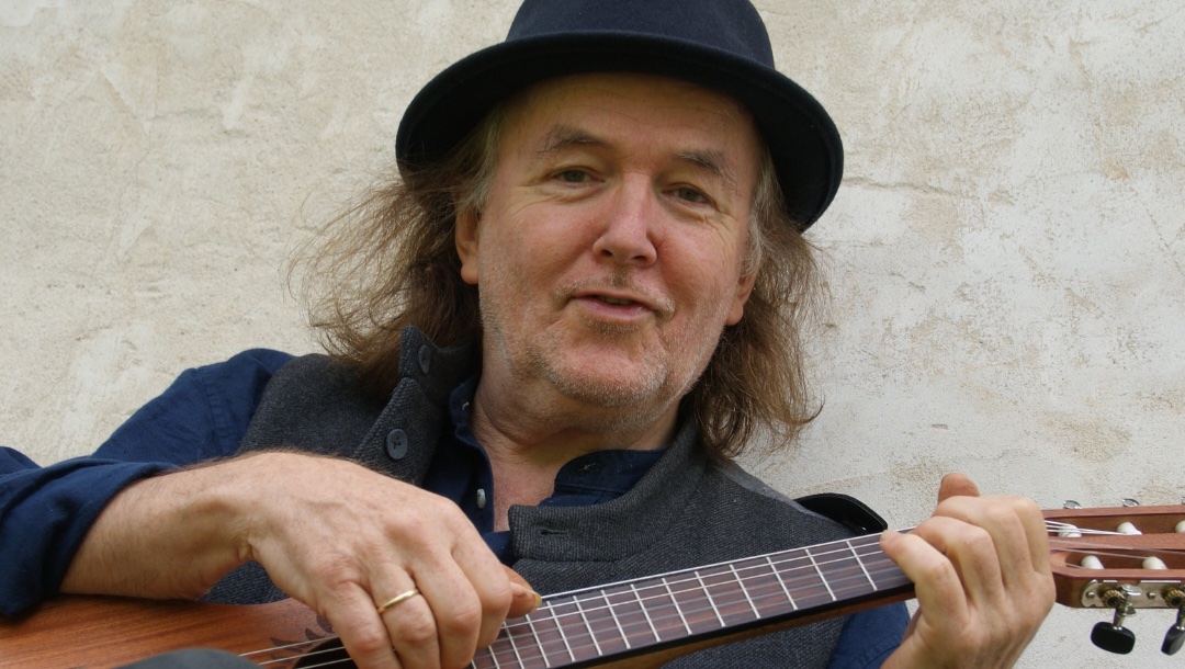 Konzert: Gerhard Schöne - „Kalle Heiner Jule – Lasst uns eine Welt erträumen“ - Gastspiel Darß-Festspiele 2026